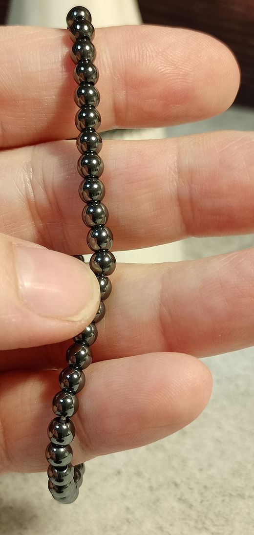 Pulsera Hematites bola 4 mm