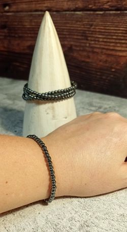 Pulsera Hematites bola 4 mm