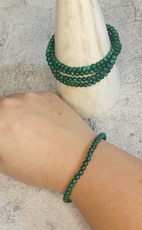 Pulsera Malaquita en bola de 4 mm