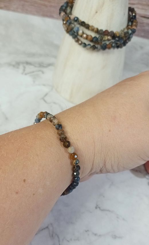Pulsera Pietersita facetada 4 mm