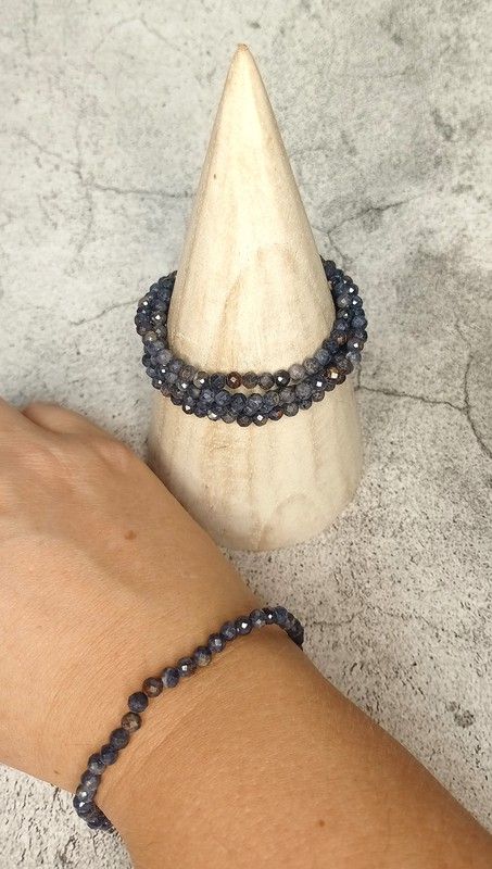 Pulsera Zafiro facetada 4 mm