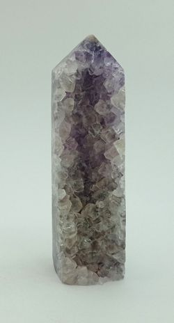Punta Amatista con drusa