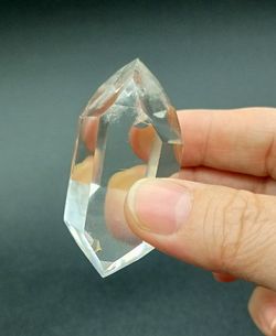 Punta de Cuarzo cristal de roca biterminado