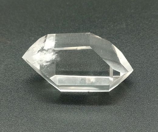 Punta de Cuarzo cristal de roca biterminado