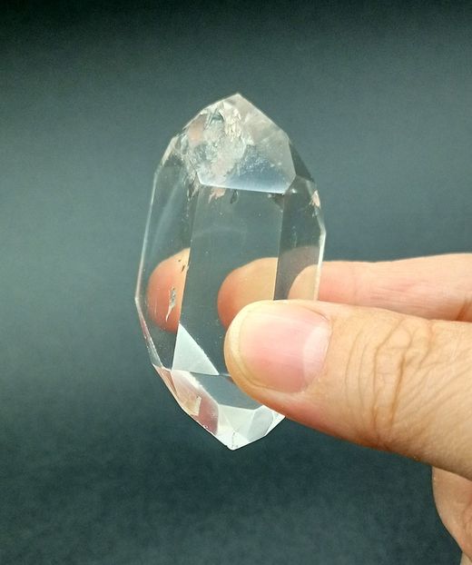 Punta de Cuarzo cristal de roca biterminado