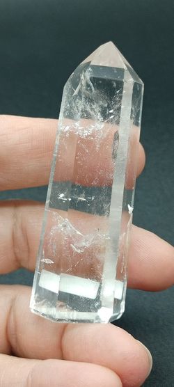 Punta de Cuarzo cristal de roca pulido