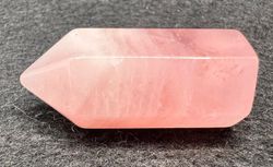 Punta de Cuarzo rosa