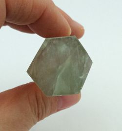 Punta de Fluorita arcoíris pulida