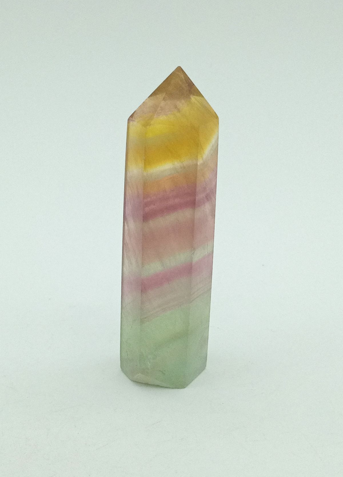 Punta de Fluorita arcoíris pulida