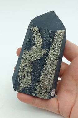 Punta de Shungita con Pirita