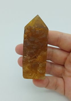 Punta semi pulida Fluorita amarilla