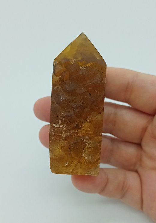 Punta semi pulida Fluorita amarilla