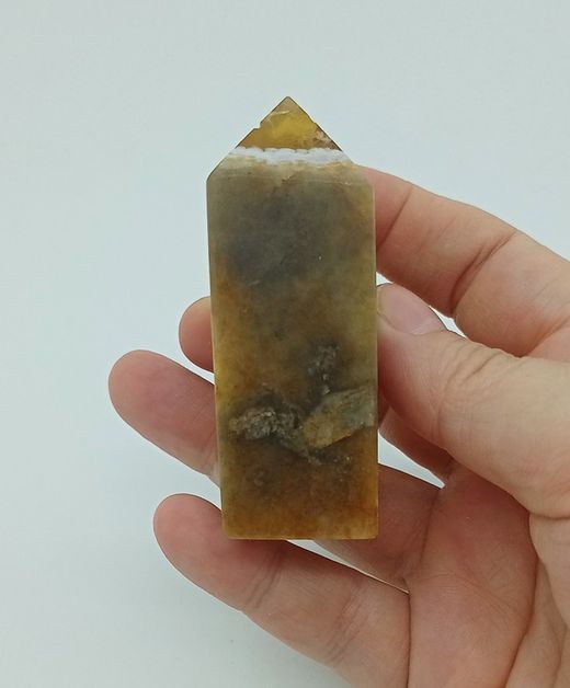 Punta semi pulida Fluorita amarilla