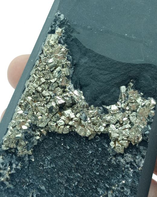 Punta Shungita y Pirita