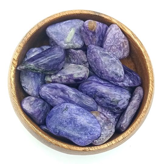 Rodado de Charoita