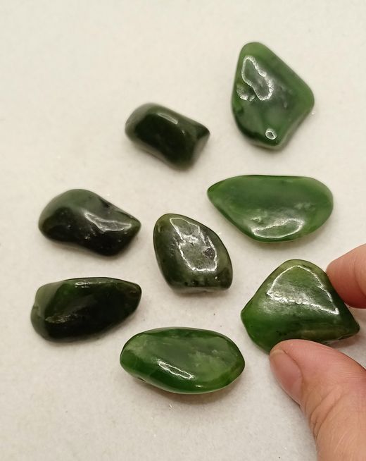 Rodado de Jade nefrita