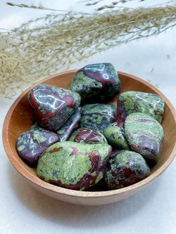 Rodado de Jaspe Sangre de Dragón