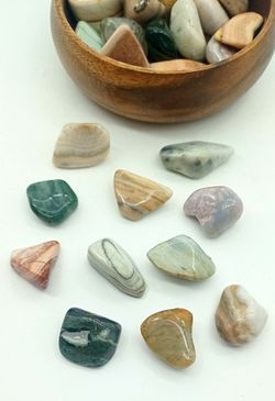 Rodados de Calcedonia de saturno