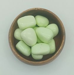 Rodados de Crisoprasa limón