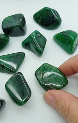 Rodados de Hydrogrossularia