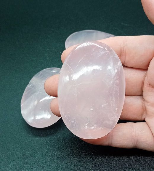 Rodados "XXL" de Cuarzo rosa