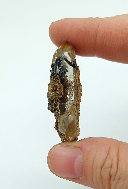 Rutilo en cuarzo