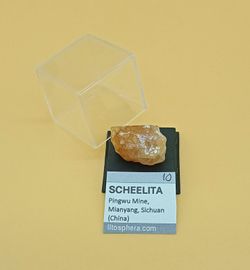 Scheelita cristalizada