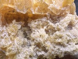 Selenita cristales en matriz
