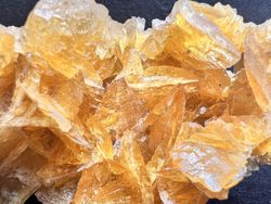 Selenita cristales en matriz