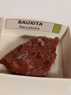 Minerales en cajita de 4x4. Serie verde
