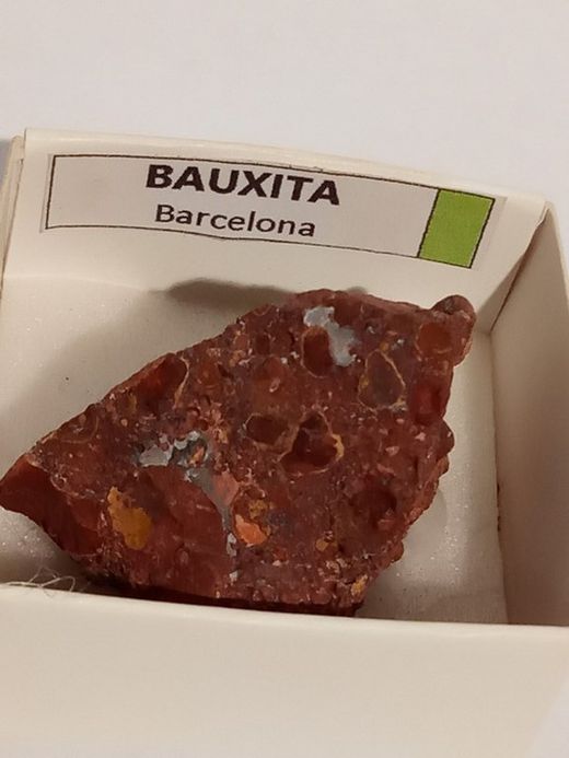 Minerales en cajita de 4x4. Serie verde