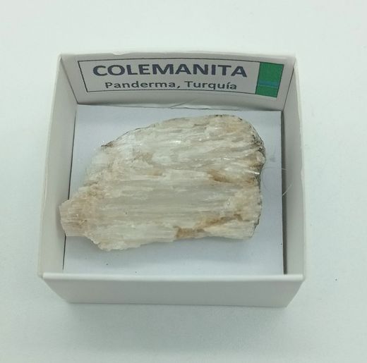Minerales en cajita de 4x4. Serie verde