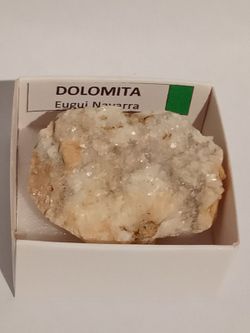 Minerales en cajita de 4x4. Serie verde