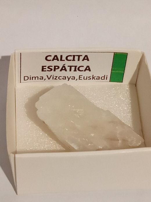 Minerales en cajita de 4x4. Serie verde