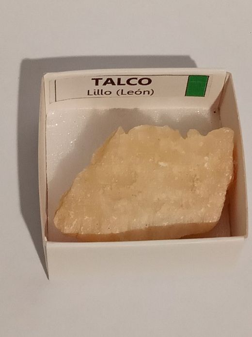 Minerales en cajita de 4x4. Serie verde