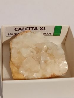 Minerales en cajita de 4x4. Serie verde