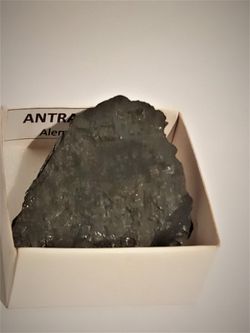 Minerales en cajita de 4x4. Serie verde