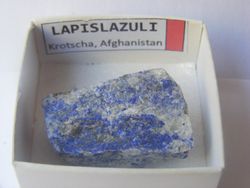 Minerales en cajita de 4x4. Serie roja.