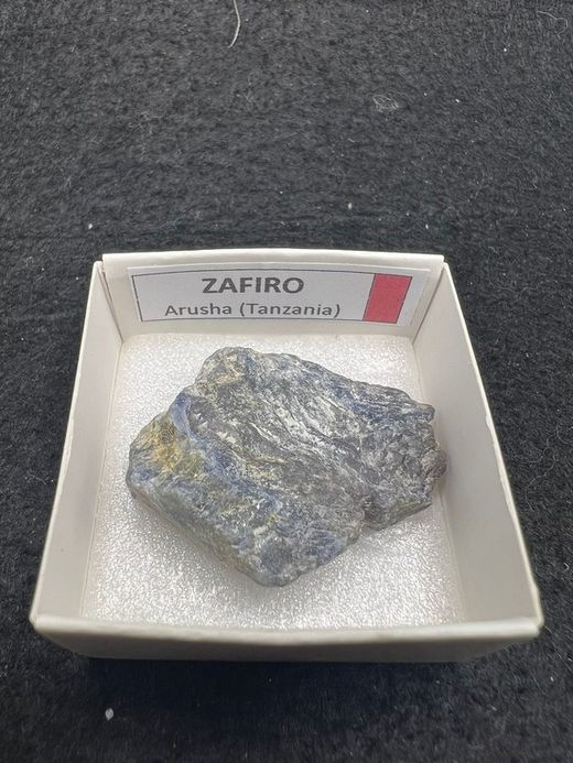 Minerales en cajita de 4x4. Serie roja.