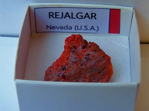 Minerales en cajita de 4x4. Serie roja.