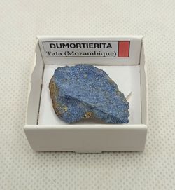 Minerales en cajita de 4x4. Serie roja.