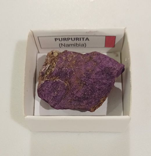 Minerales en cajita de 4x4. Serie roja.