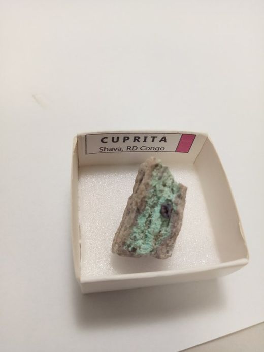 Minerales en cajita de 4x4