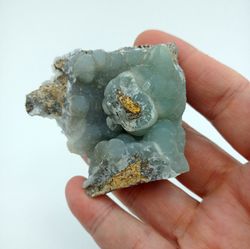 Smithsonita crecimiento globular