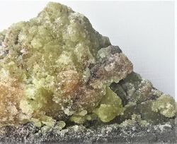 Smithsonita verde (microcristales en crecimientos globulares)