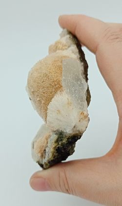 Thomsonita