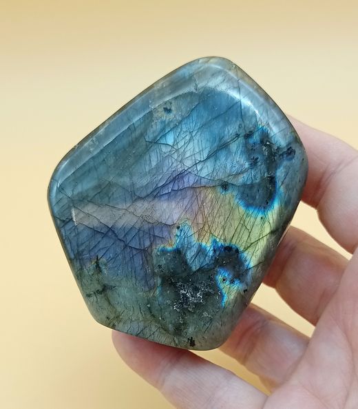 Totem de Labradorita