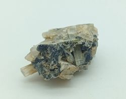 Elbaíta, variedad Acroíta