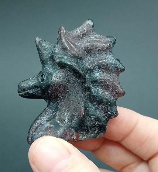 Unicornio Granate