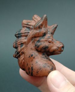 Unicornio Obsidiana Caoba